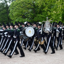 Hans Majestet Kongens Garde leverte både musikk og drill på Slottsplassen. Foto: Fredrik Varfjell / NTB scanpix